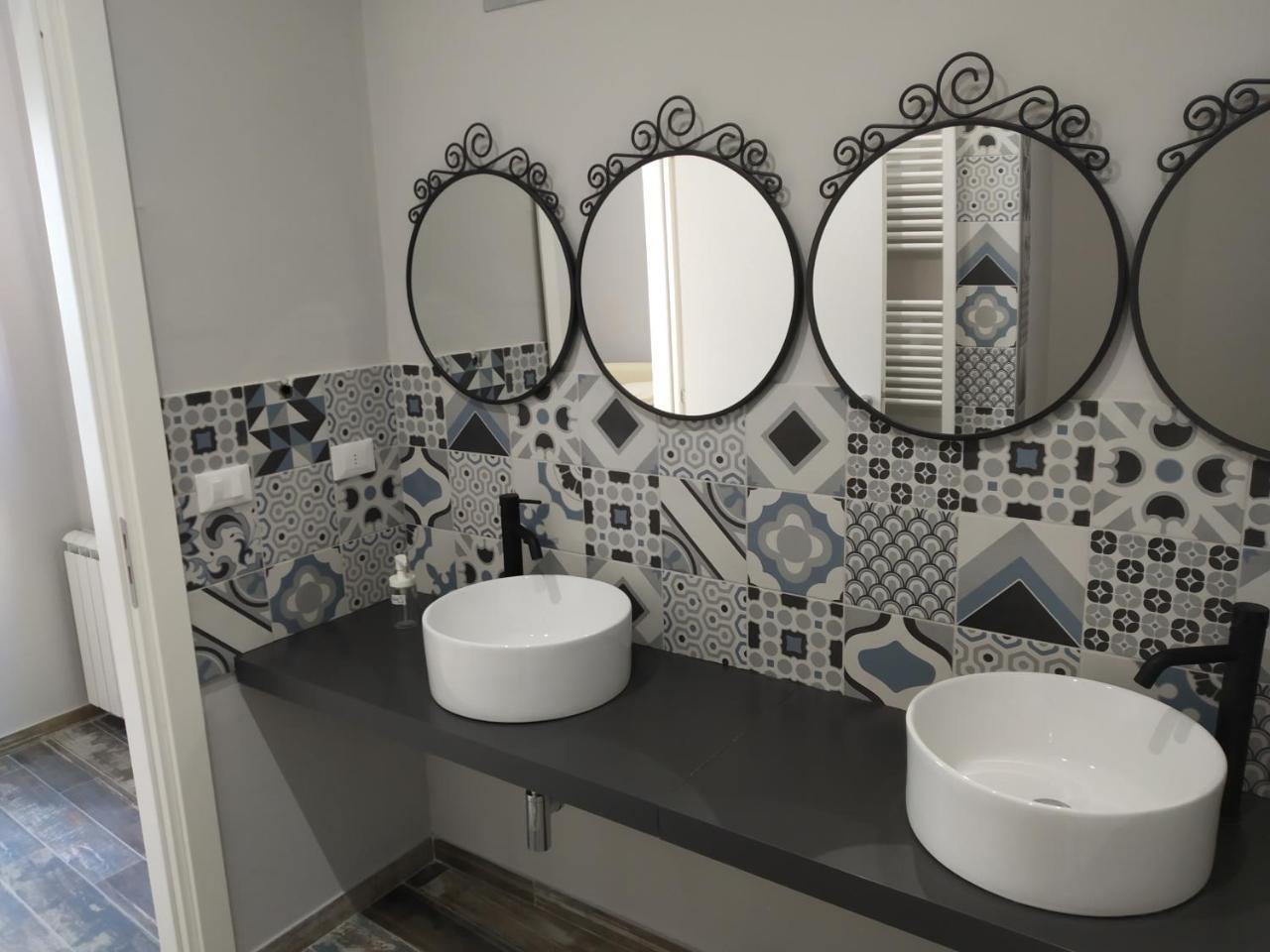 Dimora "I Santi Patroni" Aparthotel Lecce Exterior photo