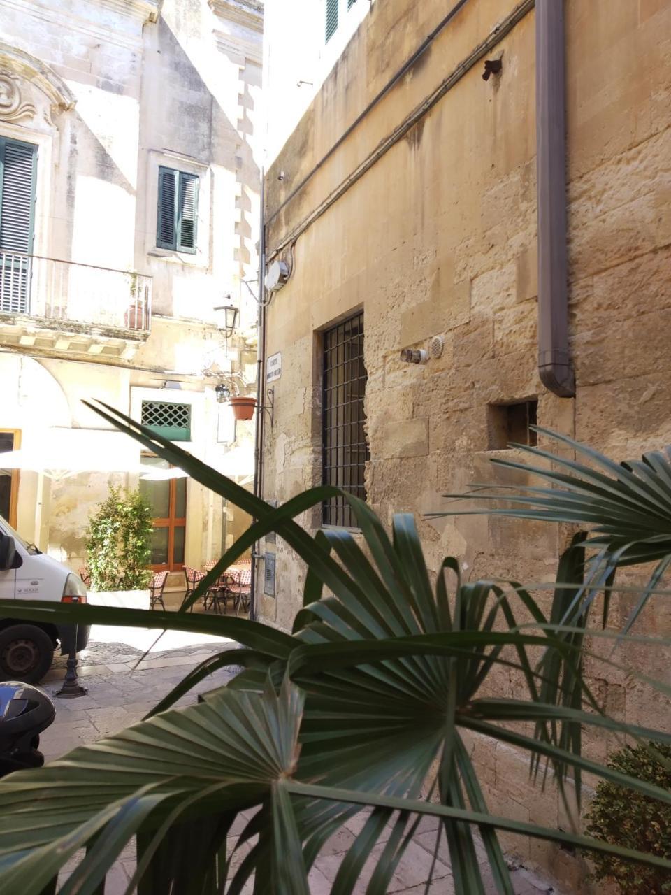 Dimora "I Santi Patroni" Aparthotel Lecce Exterior photo